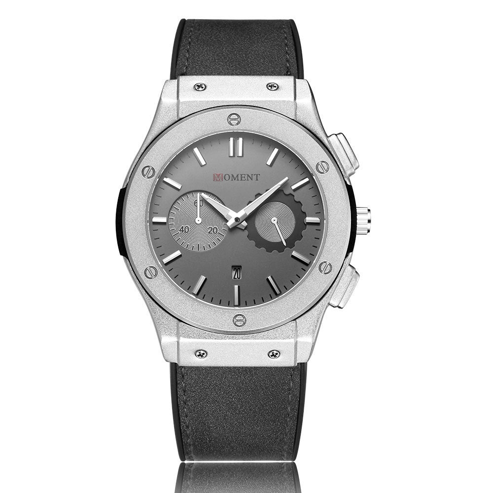 MOMENT's LEISURELY CASAUL QUARTZ TIMEPIECE